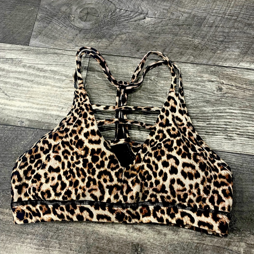 Zyia bra only worn once. Pet and smoke free home